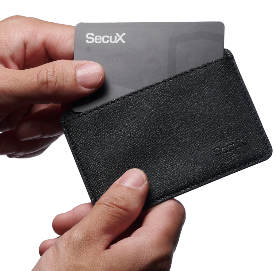 SecuX Shield BIO compact design